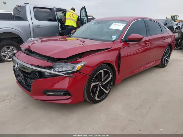 1HGCV1F38JA135536 2018 HONDA ACCORD - Image 2