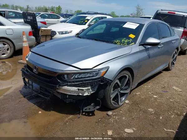 1HGCV1F38JA154863 2018 HONDA ACCORD - Image 2