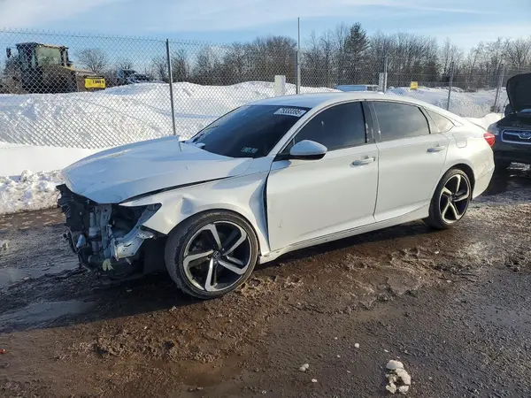 1HGCV1F38JA161733 2018 HONDA ACCORD - Image 1