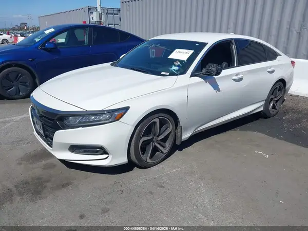 1HGCV1F38JA164180 2018 HONDA ACCORD - Image 2