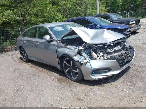 1HGCV1F38JA166592 2018 HONDA ACCORD - Image 1