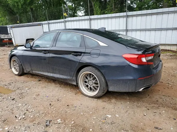 1HGCV1F38JA172294 2018 HONDA ACCORD - Image 2