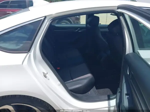 1HGCV1F38JA175423 2018 HONDA ACCORD - Image 8