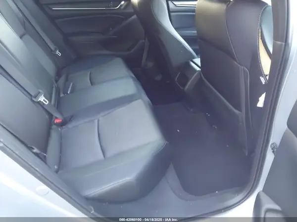 1HGCV1F38JA181111 2018 HONDA ACCORD - Image 8