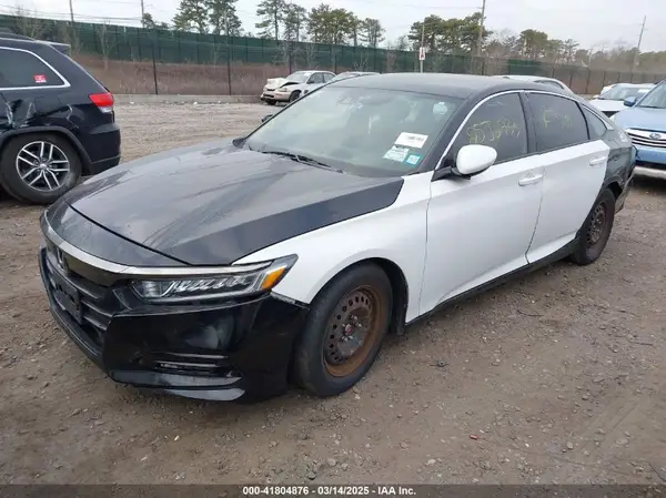 1HGCV1F38JA186776 2018 HONDA ACCORD - Image 2