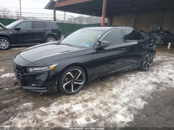 1HGCV1F38JA191802 2018 HONDA ACCORD - Image 2