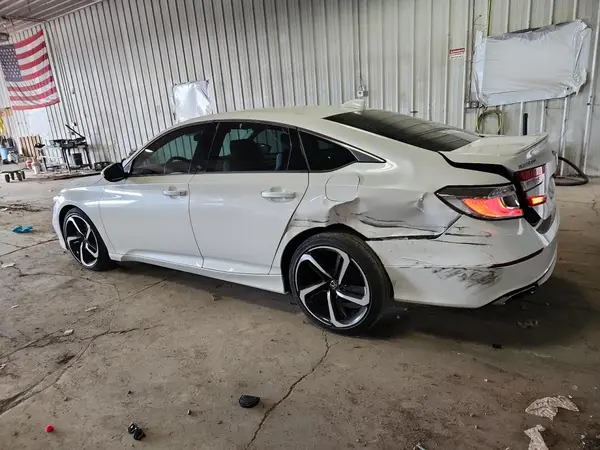 1HGCV1F38JA196000 2018 HONDA ACCORD - Image 2