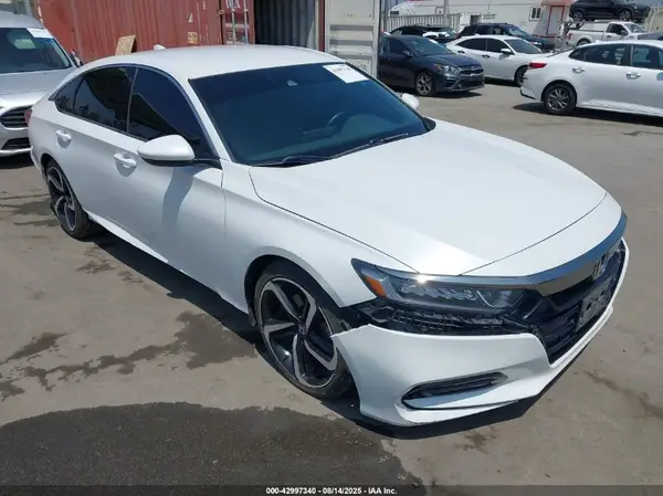 1HGCV1F38JA211773 2018 HONDA ACCORD - Image 1