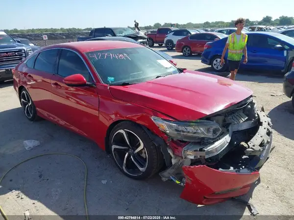 1HGCV1F38JA217816 2018 HONDA ACCORD - Image 1