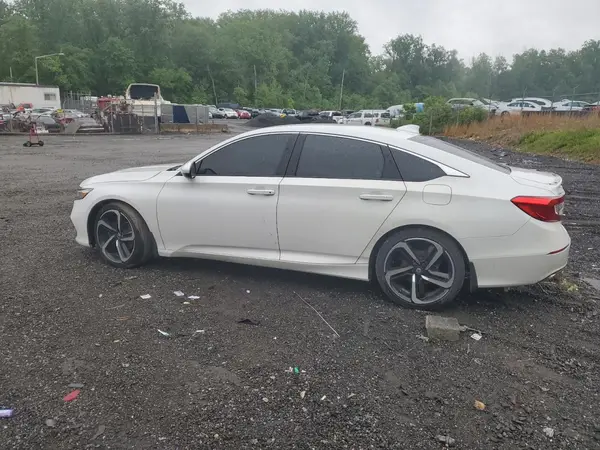 1HGCV1F38JA222952 2018 HONDA ACCORD - Image 2