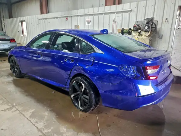 1HGCV1F38JA223809 2018 HONDA ACCORD - Image 2
