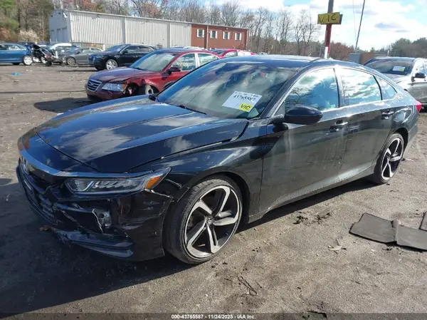 1HGCV1F38JA233384 2018 HONDA ACCORD - Image 2