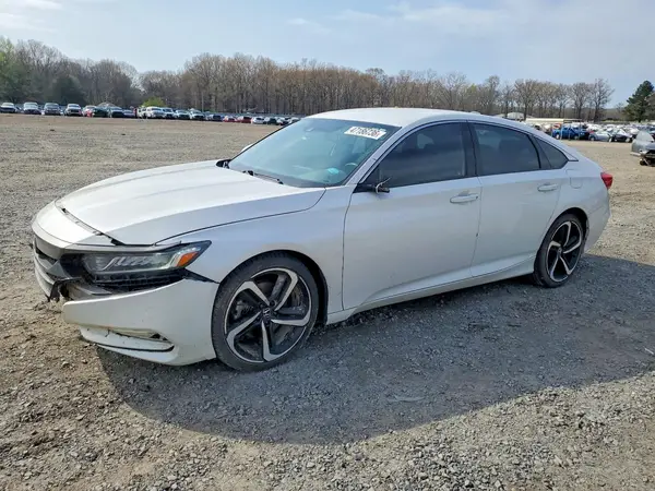 1HGCV1F38JA235958 2018 HONDA ACCORD - Image 1