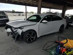 1HGCV1F38JA238942 2018 HONDA ACCORD
