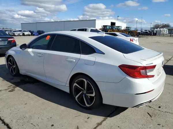 1HGCV1F38JA244112 2018 HONDA ACCORD - Image 2