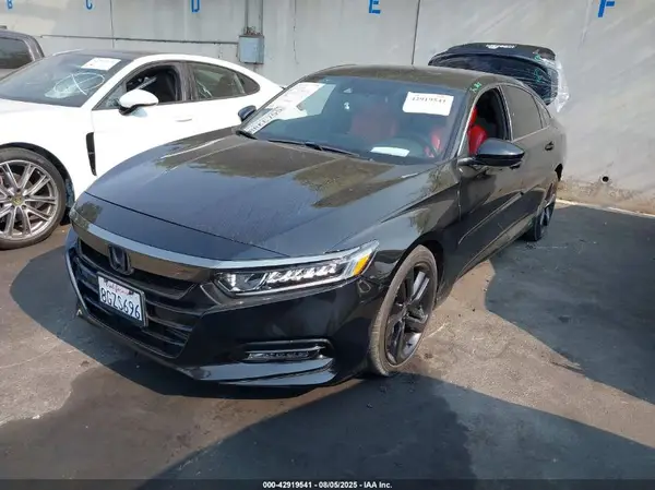 1HGCV1F38JA244921 2018 HONDA ACCORD - Image 2