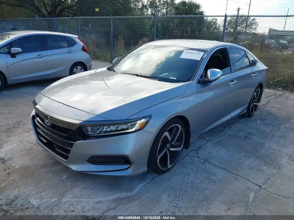 1HGCV1F38JA254087 2018 HONDA ACCORD - Image 2