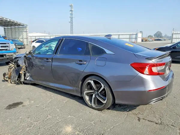 1HGCV1F38JA258608 2018 HONDA ACCORD - Image 2