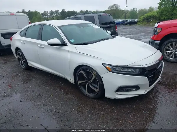 1HGCV1F38JA264361 2018 HONDA ACCORD - Image 1