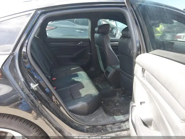 1HGCV1F38JA267776 2018 HONDA ACCORD - Image 8