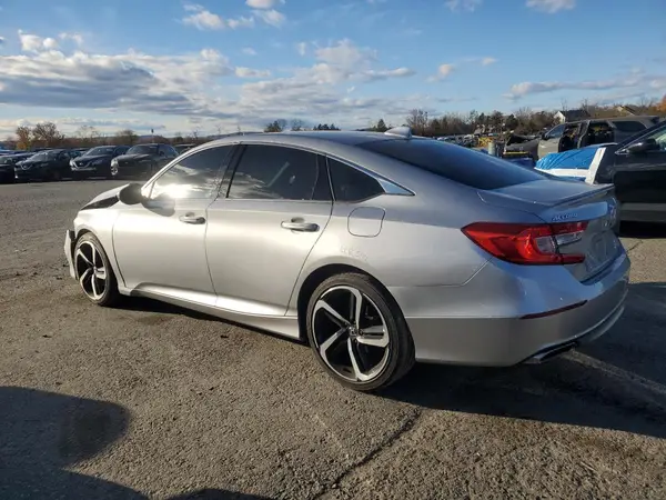 1HGCV1F38KA011333 2019 HONDA ACCORD - Image 2