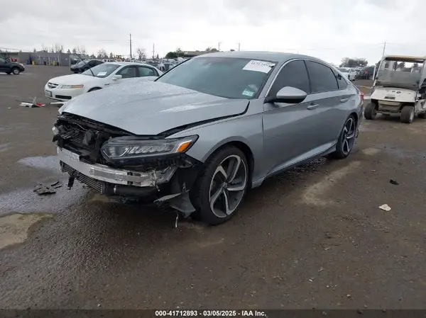 1HGCV1F38KA030061 2019 HONDA ACCORD - Image 2