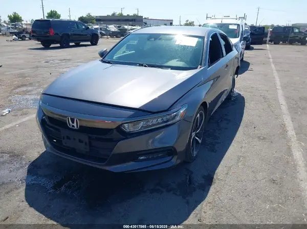 1HGCV1F38KA036040 2019 HONDA ACCORD - Image 2