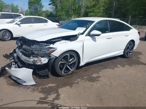 1HGCV1F38KA037639 2019 HONDA ACCORD - Image 2