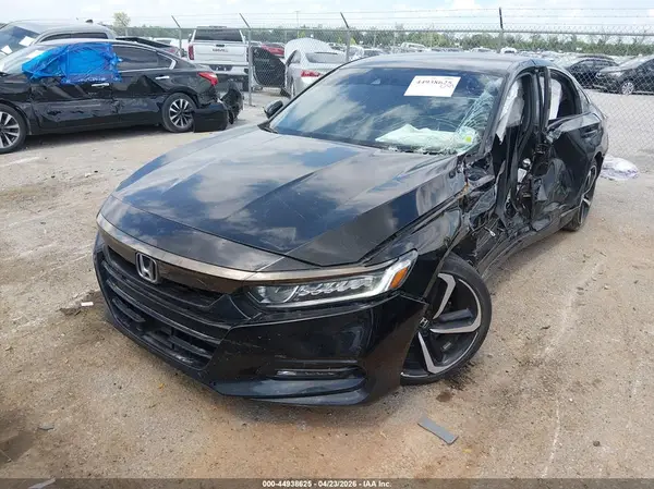 1HGCV1F38KA062458 2019 HONDA ACCORD - Image 2
