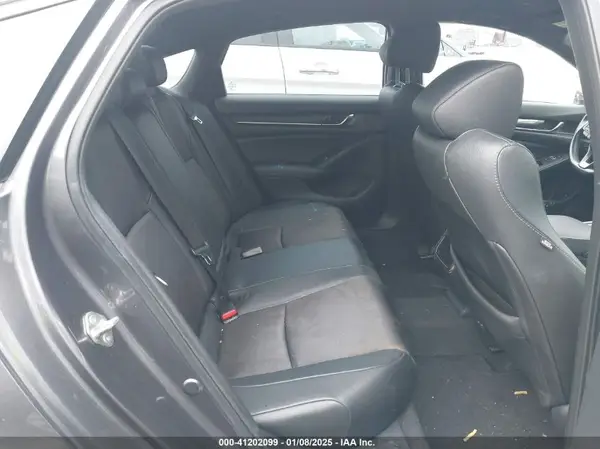 1HGCV1F38KA067479 2019 HONDA ACCORD - Image 8