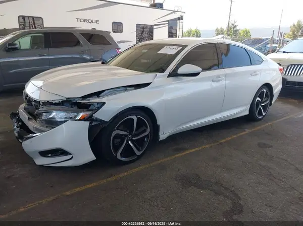 1HGCV1F38KA080877 2019 HONDA ACCORD - Image 2