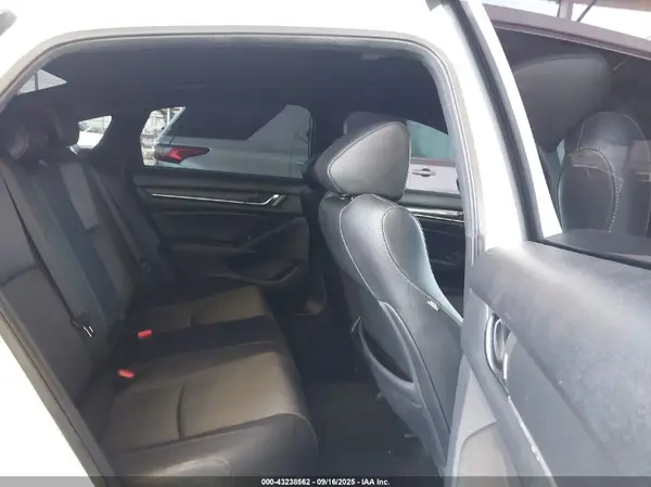1HGCV1F38KA080877 2019 HONDA ACCORD - Image 8