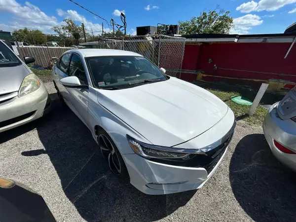 1HGCV1F38KA088512 2019 HONDA ACCORD - Image 1