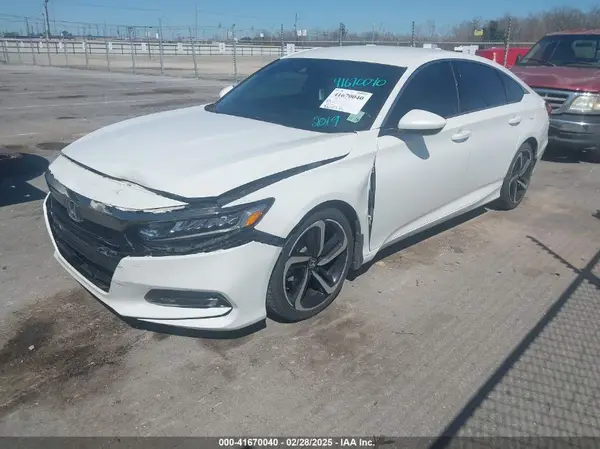 1HGCV1F38KA106877 2019 HONDA ACCORD - Image 2