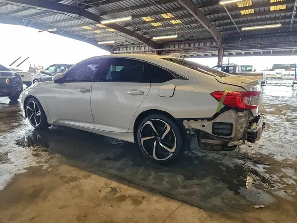 1HGCV1F38KA114249 2019 HONDA ACCORD - Image 2