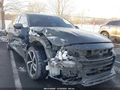 1HGCV1F38KA121606 2019 HONDA ACCORD