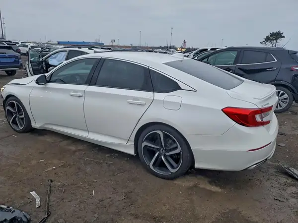 1HGCV1F38KA126420 2019 HONDA ACCORD - Image 2