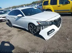 1HGCV1F38KA128040 2019 HONDA ACCORD