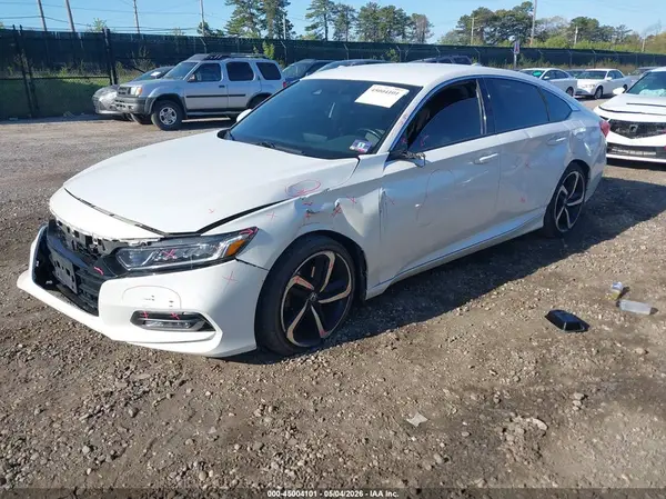 1HGCV1F38KA128040 2019 HONDA ACCORD - Image 2