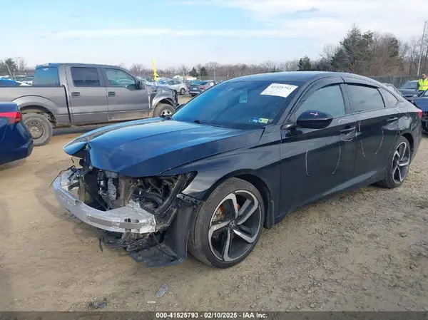 1HGCV1F38KA128782 2019 HONDA ACCORD - Image 2