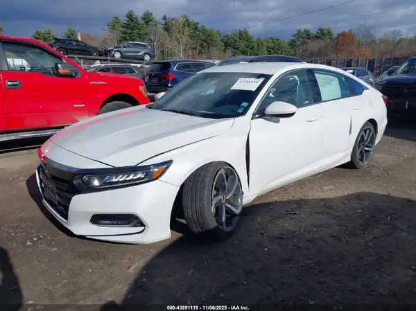 1HGCV1F38KA142598 2019 HONDA ACCORD - Image 2