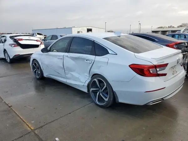 1HGCV1F38KA147879 2019 HONDA ACCORD - Image 2