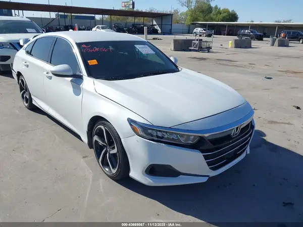 1HGCV1F38KA152743 2019 HONDA ACCORD
