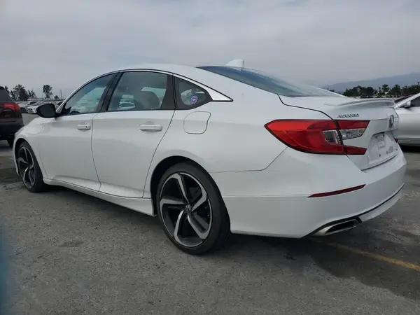 1HGCV1F38KA154539 2019 HONDA ACCORD - Image 2