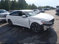 1HGCV1F38KA175715 2019 HONDA ACCORD