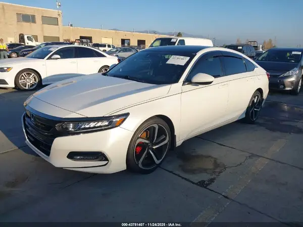 1HGCV1F38LA004268 2020 HONDA ACCORD - Image 2
