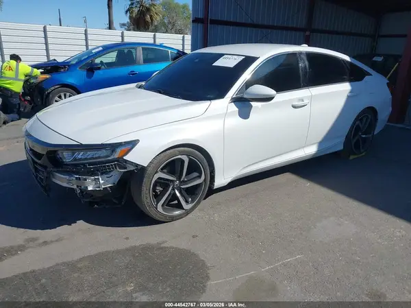 1HGCV1F38LA086244 2020 HONDA ACCORD - Image 2