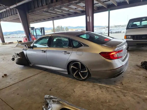 1HGCV1F38LA113491 2020 HONDA ACCORD - Image 2