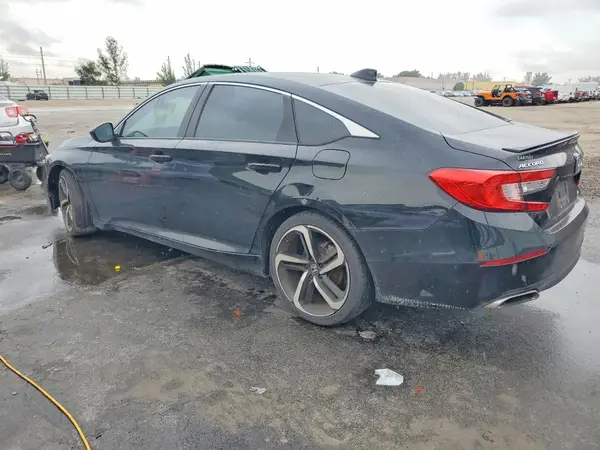 1HGCV1F38LA135734 2020 HONDA ACCORD - Image 2
