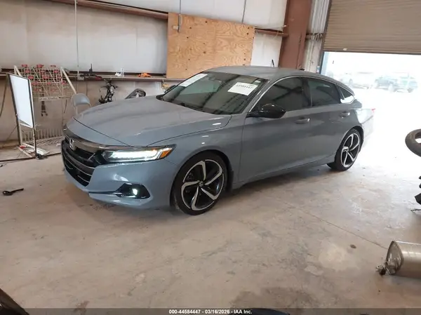 1HGCV1F38MA000366 2021 HONDA ACCORD - Image 2
